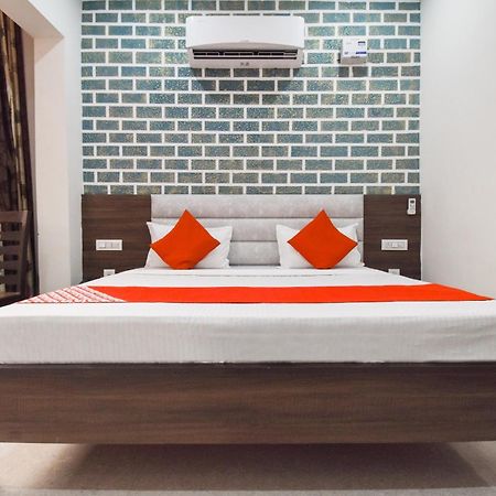 Hotel O Chandigarh Inn Luaran gambar